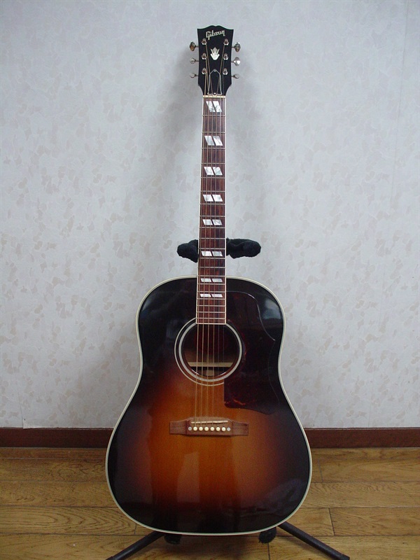 Gibson SOUTHERN JUMBOの画像